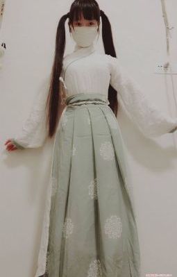 美女脱露出让我揉捏_BD英语高清完整版播放